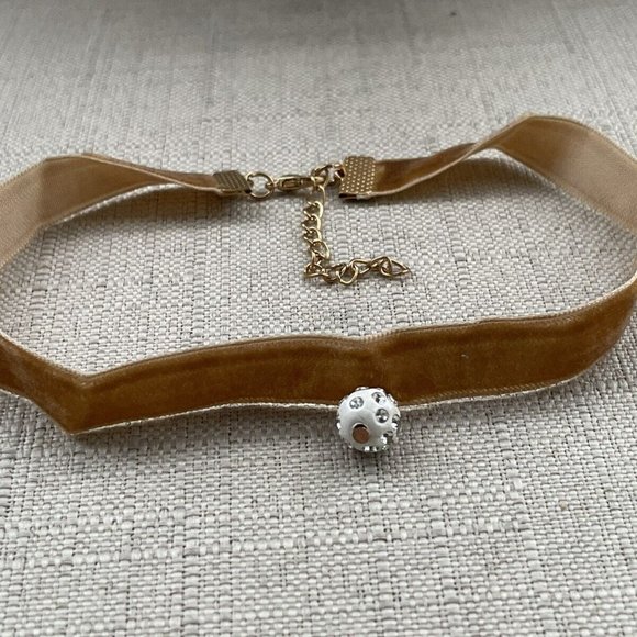 Jewelry - Women Choker Necklace Brown Carmel Tone Velvet Fashion Choker New